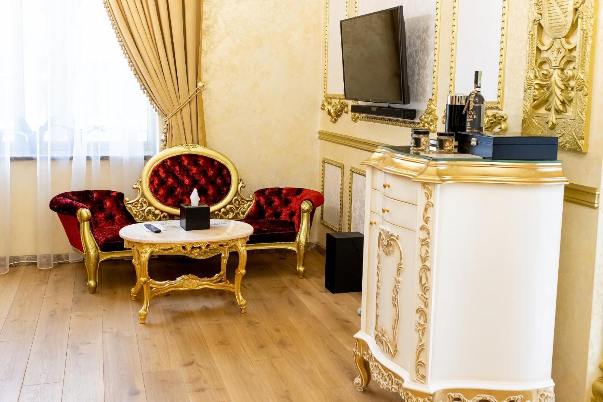 Royal Palace Luxury Hotel And Spa Khmel'nyts'kyy Room photo
