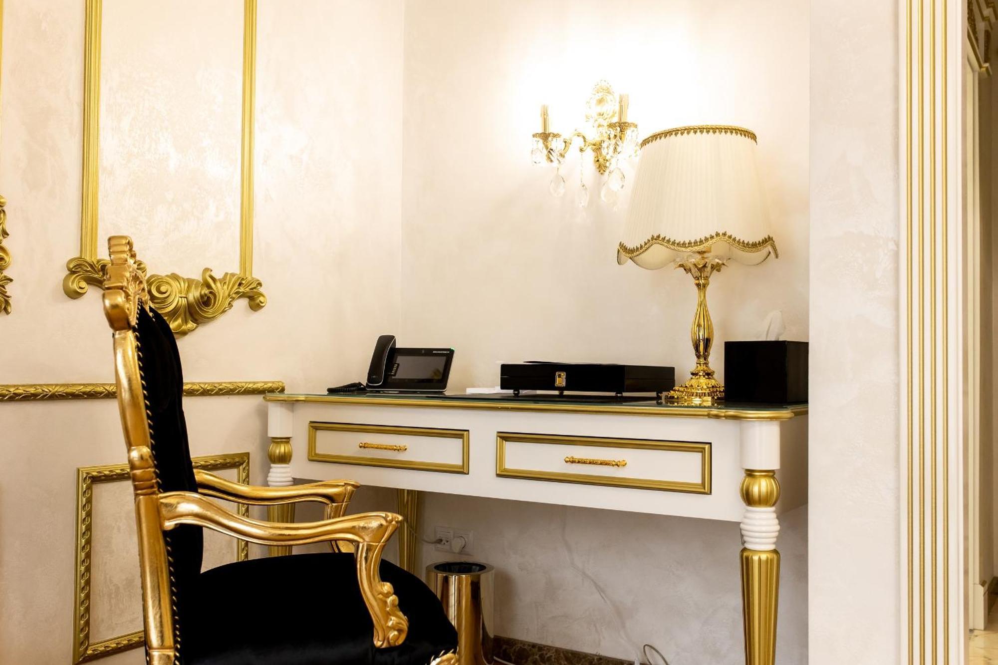Royal Palace Luxury Hotel And Spa Khmel'nyts'kyy Room photo